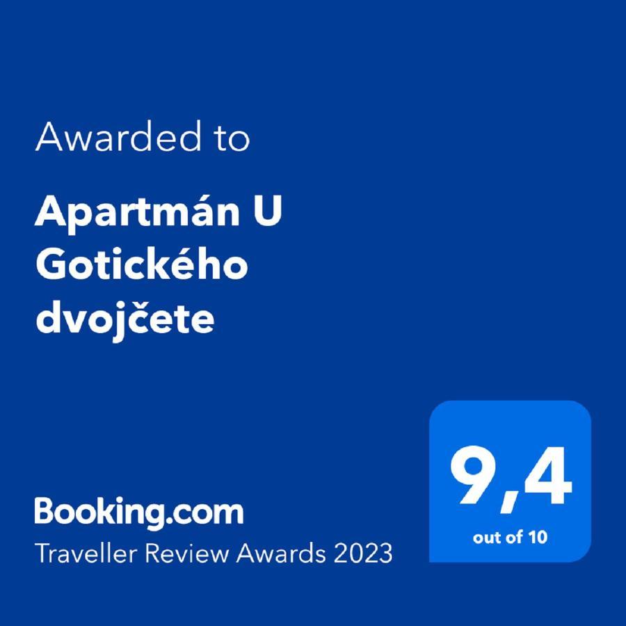 Apartman U Gotickeho Dvojcete ลิโตเมริเซ ภายนอก รูปภาพ
